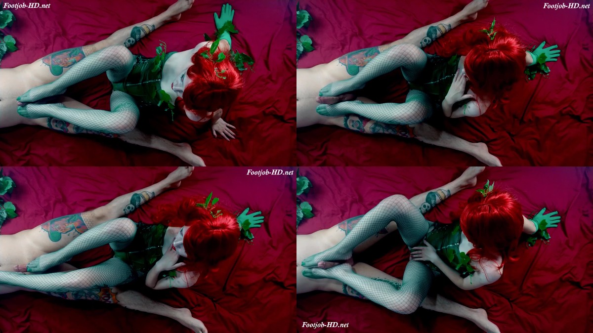 Poison Ivy Cosplay – Amazing Footjob – QueenMolly – FootJob